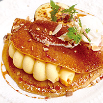 さつまいものティラミス仕立てのオムレツ風クレープ